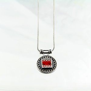 925 Sterling silver and carnelian necklace.